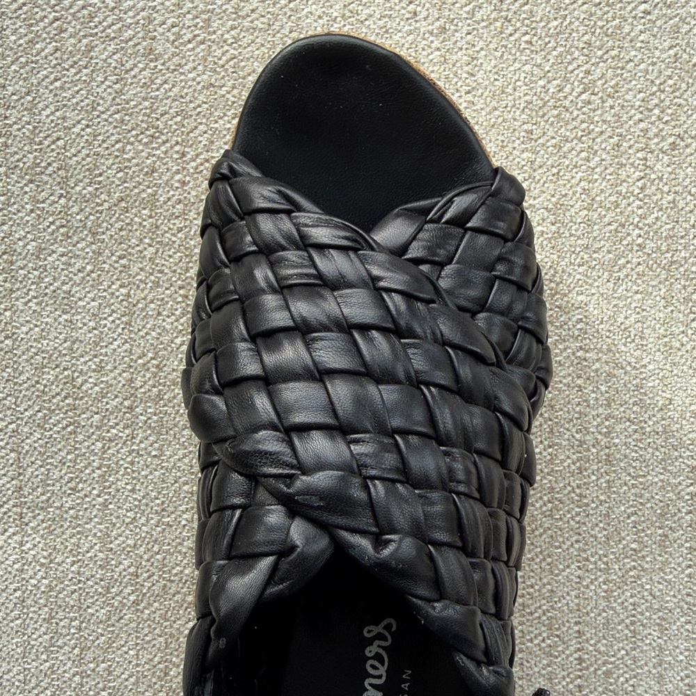 Tubular10 Platform Sandals - Picture 7 of 7